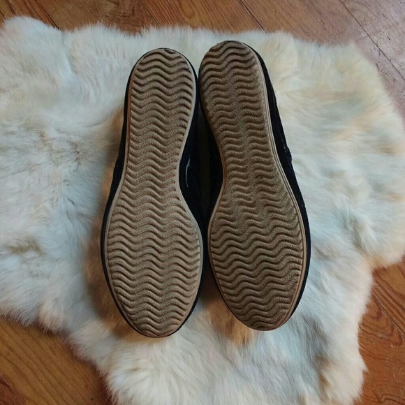 SOLD| Vintage Ked's Sneakers - Picture 3 of 5